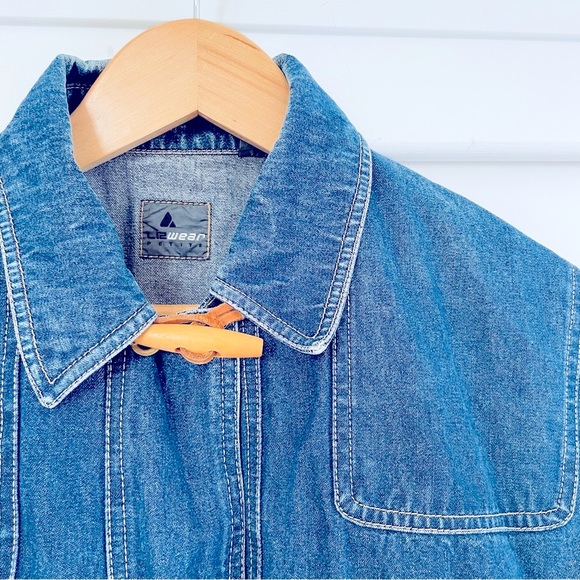 VINTAGE LIZWEAR Denim Coat w/ Leather &‎ Wood Toggles - Picture 4 of 7